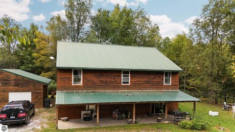 Tiny photo for 3714 N 19 Road, Mesick, MI 49668 (MLS # 1939413)