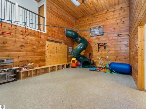 Tiny photo for 3714 N 19 Road, Mesick, MI 49668 (MLS # 1939413)