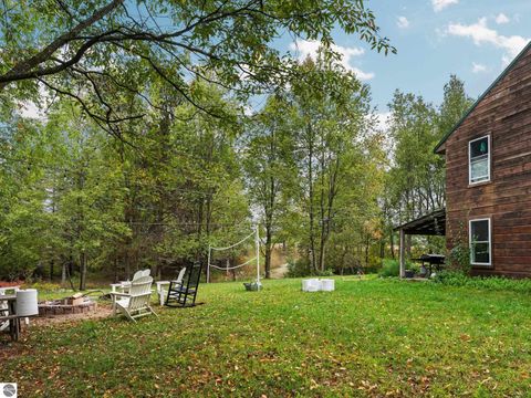 Tiny photo for 3714 N 19 Road, Mesick, MI 49668 (MLS # 1939413)