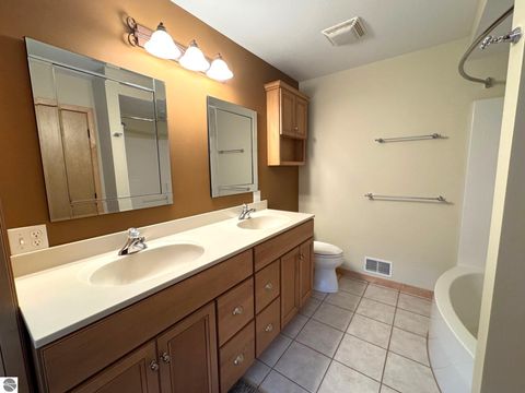 Tiny photo for 103 Ultra Court, Roscommon, MI 48653 (MLS # 1940815)