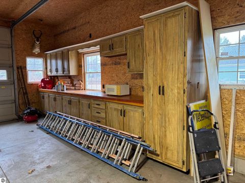 Tiny photo for 103 Ultra Court, Roscommon, MI 48653 (MLS # 1940815)