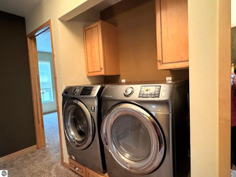 Tiny photo for 103 Ultra Court, Roscommon, MI 48653 (MLS # 1940815)