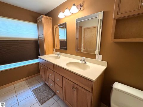 Tiny photo for 103 Ultra Court, Roscommon, MI 48653 (MLS # 1940815)