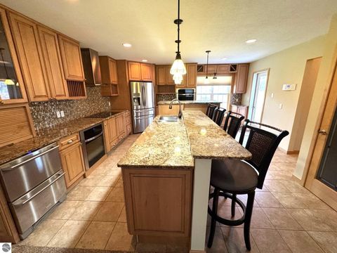 Tiny photo for 103 Ultra Court, Roscommon, MI 48653 (MLS # 1940815)