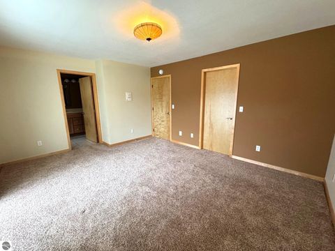 Tiny photo for 103 Ultra Court, Roscommon, MI 48653 (MLS # 1940815)