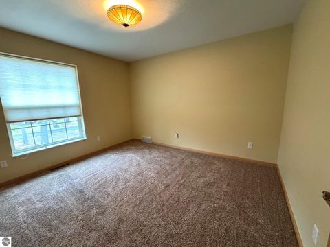 Tiny photo for 103 Ultra Court, Roscommon, MI 48653 (MLS # 1940815)