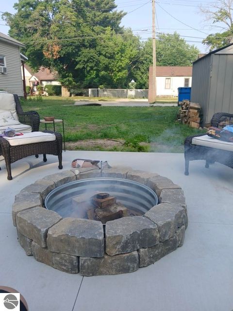 Tiny photo for 402 Haynes Street, Cadillac, MI 49601 (MLS # 1940353)