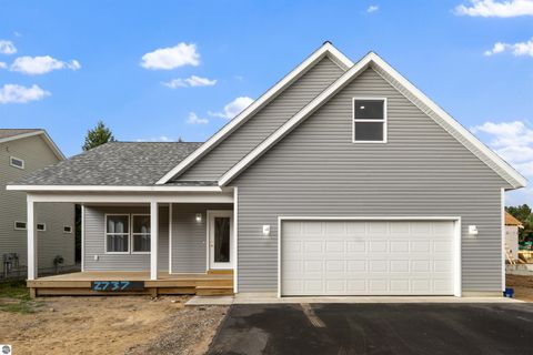 Photo of 2737 Ruby Street, Traverse City, MI 49684 (MLS # 1940095) Photo of 2737 Ruby Street, Traverse City, MI 49684 (MLS # 1940095)