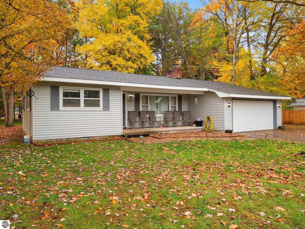 Photo of 1030 Airport Drive, East Tawas, MI 48730 (MLS # 1939882)
