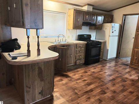 Tiny photo for 2787 Ray Boulevard, Traverse City, MI 49686 (MLS # 1940867)