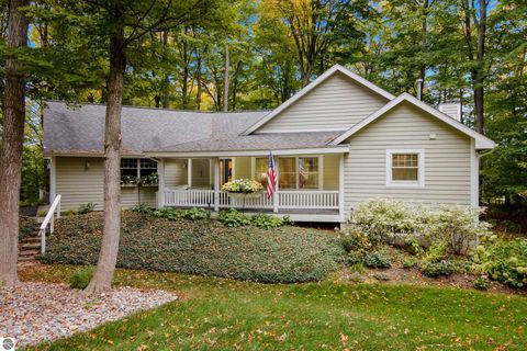 Photo of 5798 Bay Meadows Drive, Traverse City, MI 49684 (MLS # 1939643)