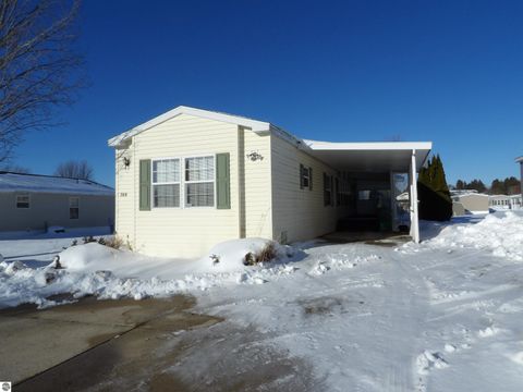 Photo of 380 Fairway Drive, Cadillac, MI 49601 (MLS # 1941304)