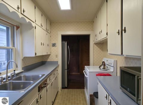 Tiny photo for 4132 Main St, Kingsley, MI 49649 (MLS # 1940686)