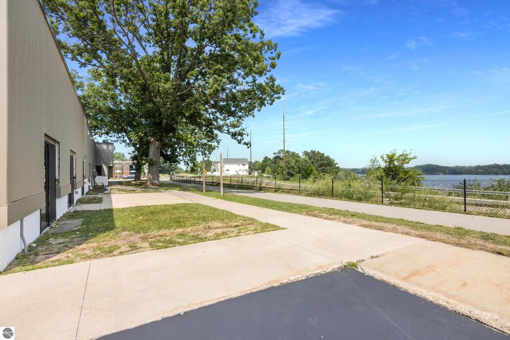 Photo of 226 E Sixteenth Street #B, Traverse City, MI 49684 (MLS # 1934702)