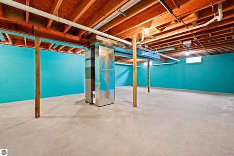 Tiny photo for 2991 Emerald Isle, Traverse City, MI 49684 (MLS # 1940416)