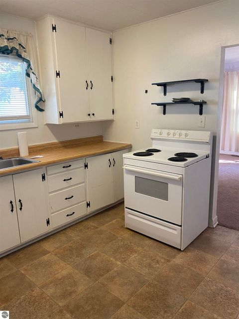 Tiny photo for 195 Fremont Street, West Branch, MI 48661 (MLS # 1939419)