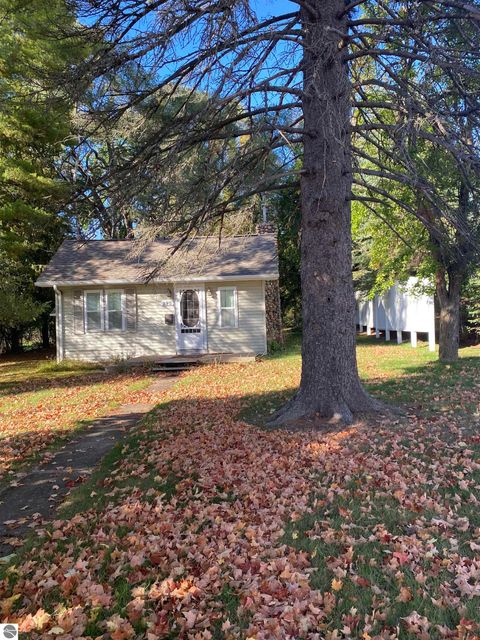 Photo of 195 Fremont Street, West Branch, MI 48661 (MLS # 1939419)