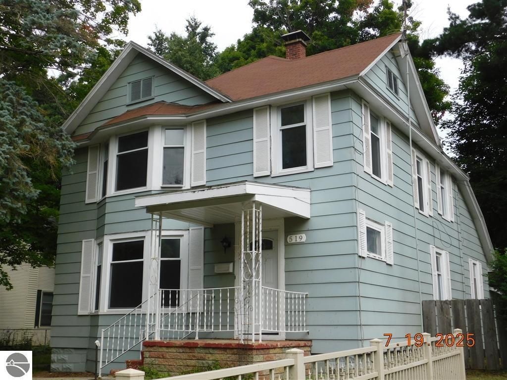 Photo of 519 E Division, Cadillac, MI 49601 (MLS # 1936605)