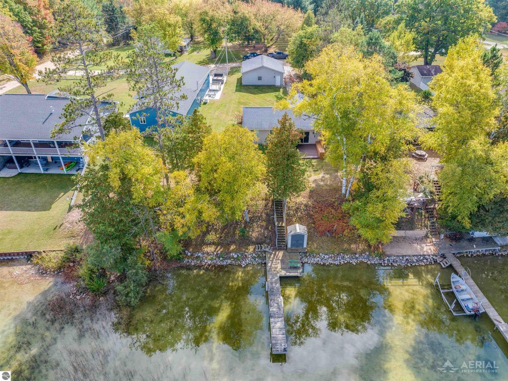 Photo of 1024 W Lake Drive, West Branch, MI 48661 (MLS # 1939581)