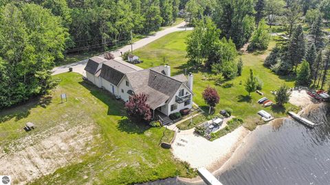 Tiny photo for 7746 Five Lakes Drive, Farwell, MI 48622 (MLS # 1935024)