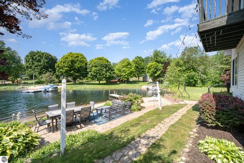 Tiny photo for 7746 Five Lakes Drive, Farwell, MI 48622 (MLS # 1935024)