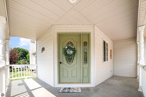 Tiny photo for 7746 Five Lakes Drive, Farwell, MI 48622 (MLS # 1935024)