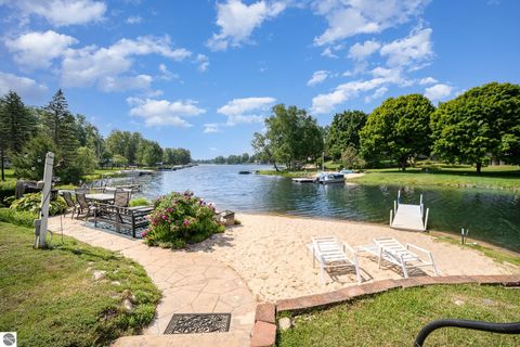 Tiny photo for 7746 Five Lakes Drive, Farwell, MI 48622 (MLS # 1935024)