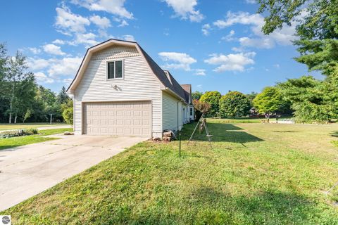 Tiny photo for 7746 Five Lakes Drive, Farwell, MI 48622 (MLS # 1935024)
