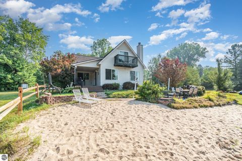 Tiny photo for 7746 Five Lakes Drive, Farwell, MI 48622 (MLS # 1935024)