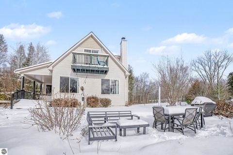 Tiny photo for 7746 Five Lakes Drive, Farwell, MI 48622 (MLS # 1935024)