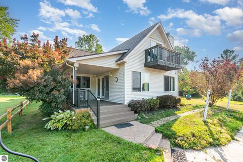 Tiny photo for 7746 Five Lakes Drive, Farwell, MI 48622 (MLS # 1935024)