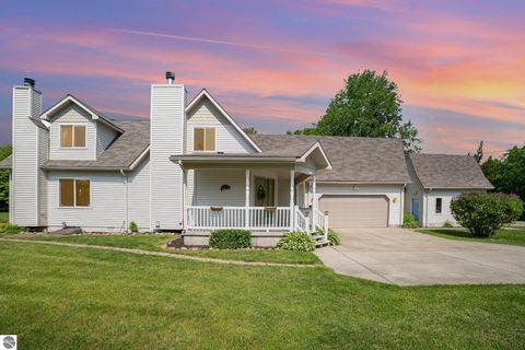 Tiny photo for 7746 Five Lakes Drive, Farwell, MI 48622 (MLS # 1935024)