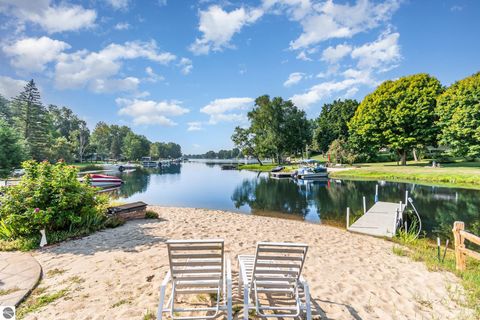 Tiny photo for 7746 Five Lakes Drive, Farwell, MI 48622 (MLS # 1935024)