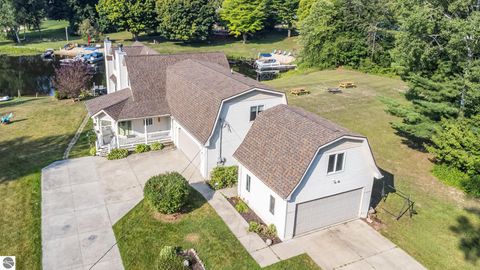 Tiny photo for 7746 Five Lakes Drive, Farwell, MI 48622 (MLS # 1935024)