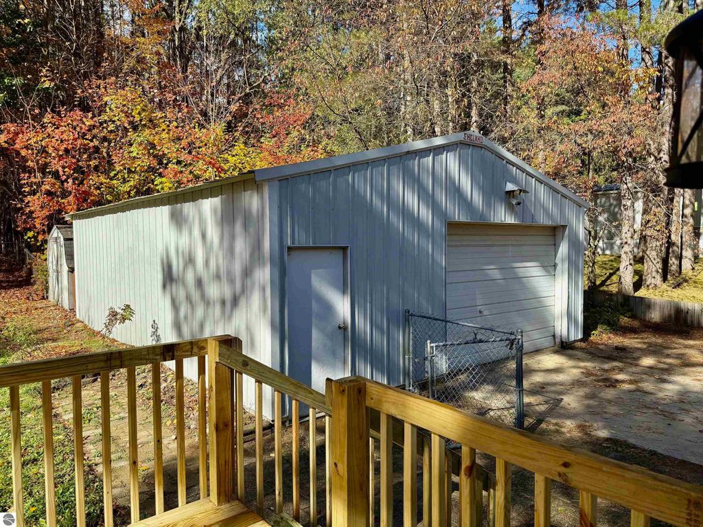 Photo of 8168 Independence Avenue, Cadillac, MI 49601 (MLS # 1939765)