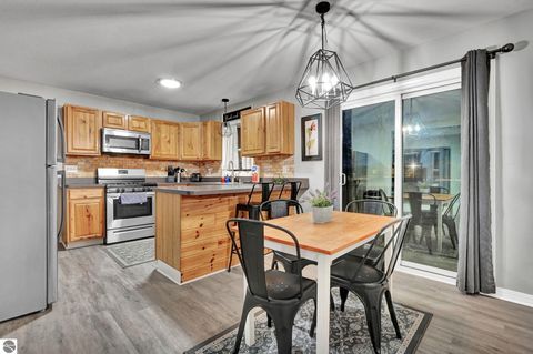 Tiny photo for 4000 Stabler Street, Lansing, MI 48910 (MLS # 1941334)