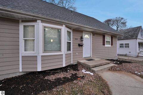 Tiny photo for 4000 Stabler Street, Lansing, MI 48910 (MLS # 1941334)