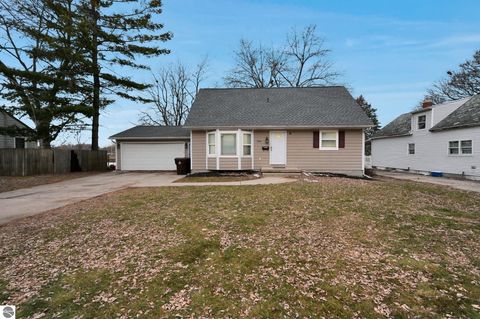 Tiny photo for 4000 Stabler Street, Lansing, MI 48910 (MLS # 1941334)