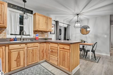 Tiny photo for 4000 Stabler Street, Lansing, MI 48910 (MLS # 1941334)