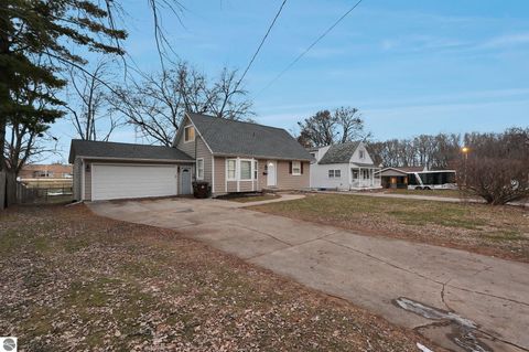Tiny photo for 4000 Stabler Street, Lansing, MI 48910 (MLS # 1941334)