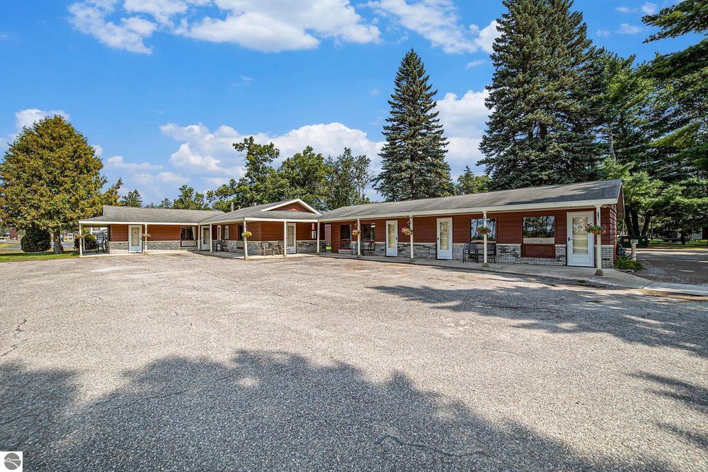 Photo of 267 S I-75 Business Loop, Grayling, MI 49738 (MLS # 1939153)