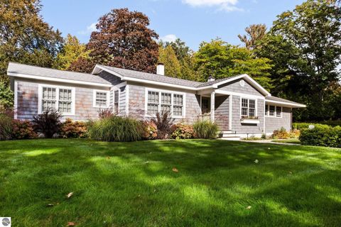 Photo of 116 W Hill Street, Leland, MI 49654 (MLS # 1940963)