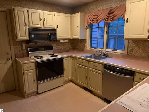 Tiny photo for 4545 Paper Birch Ln, Traverse City, MI 49686 (MLS # 1940435)