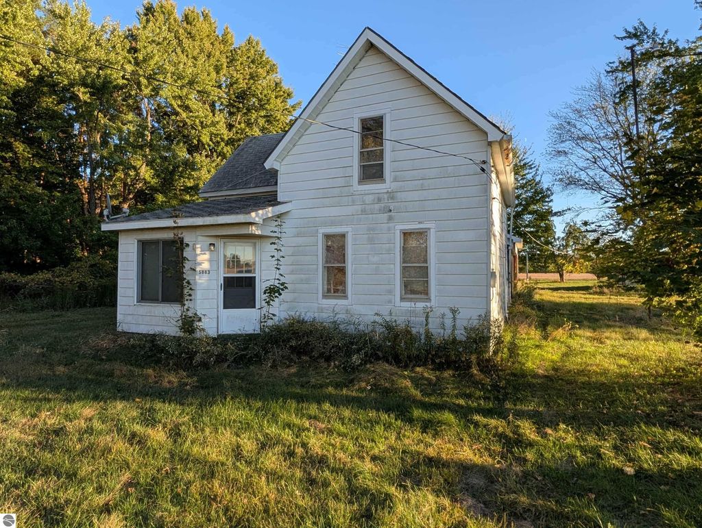 Photo of 5883 W Fike Road, Coleman, MI 48618 (MLS # 1939315)
