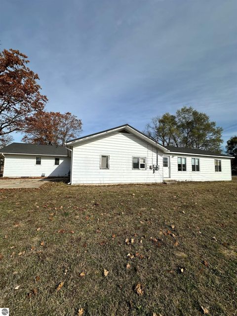 Tiny photo for 415 S Walnut Street, Kalkaska, MI 49646 (MLS # 1940457)
