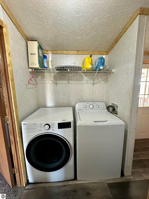 Tiny photo for 403 Farm Lane, Cadillac, MI 49601 (MLS # 1940776)