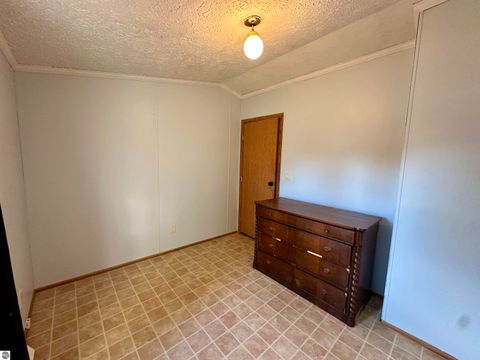 Tiny photo for 403 Farm Lane, Cadillac, MI 49601 (MLS # 1940776)