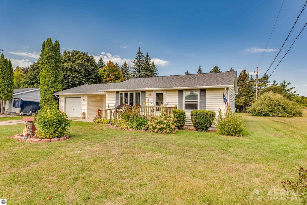 Photo of 311 E Main, Hale, MI 48739 (MLS # 1938522)