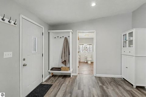 Tiny photo for 326 W Emerson Street, Ithaca, MI 48847 (MLS # 1941051)