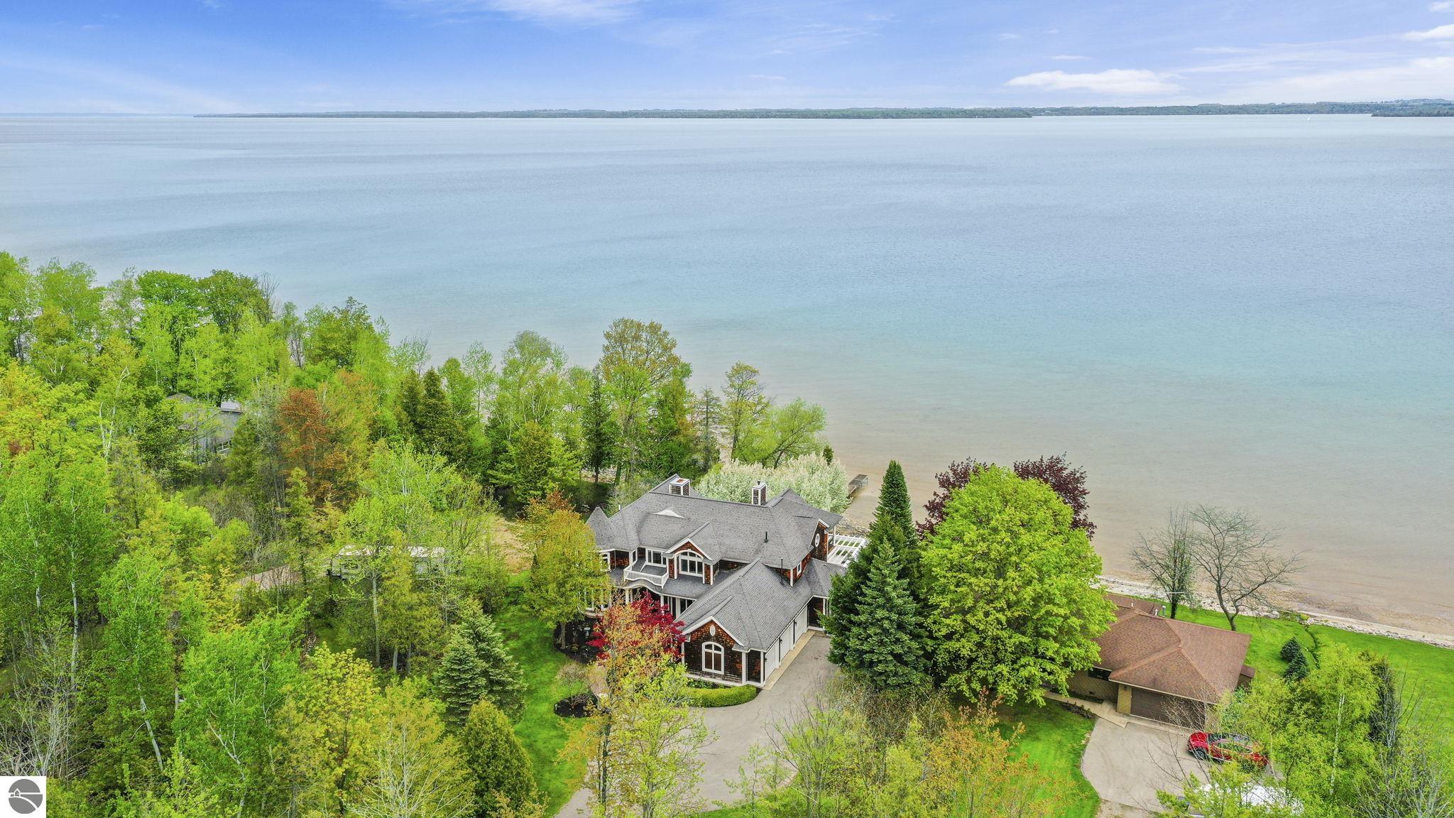 Traverse City, Michigan 49684, United States, 5 Bedrooms Bedrooms, ,4 BathroomsBathrooms,Residential,Active,141735